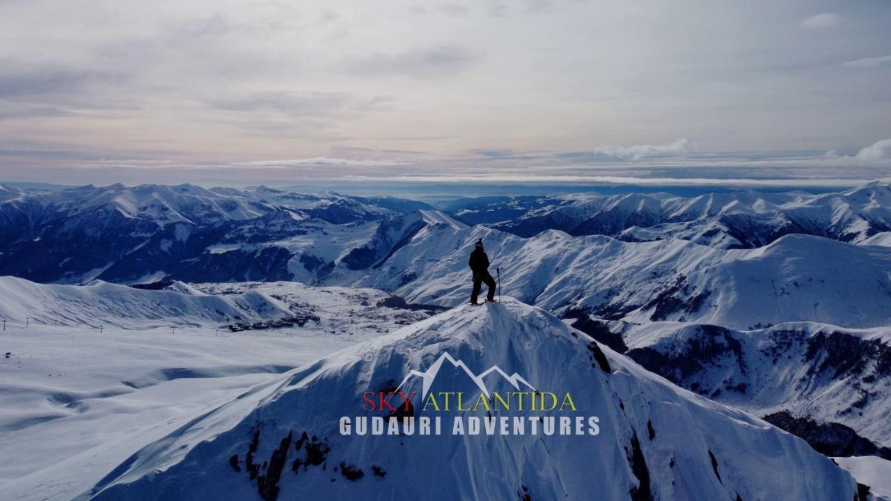 Hostel Gudauri Adventure Buitenkant foto