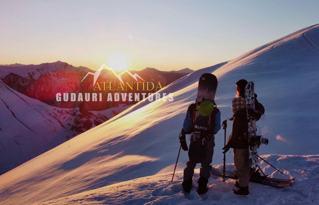 Hostel Gudauri Adventure Buitenkant foto